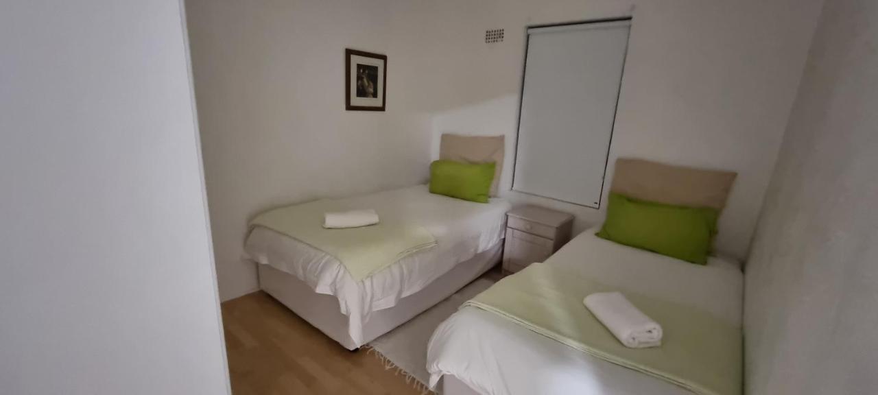 Delantero Unit 268 Beach Club Appartement Hermanus Buitenkant foto